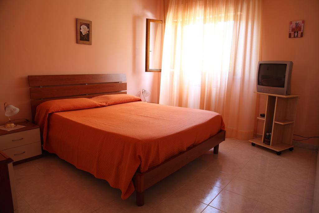 بينيفنتو B&B La Villetta الغرفة الصورة